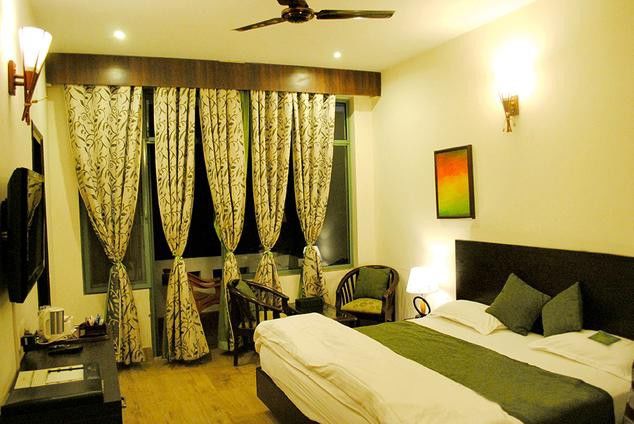 Lans Castle Hotel ลันส์โดว์นี ภายนอก รูปภาพ