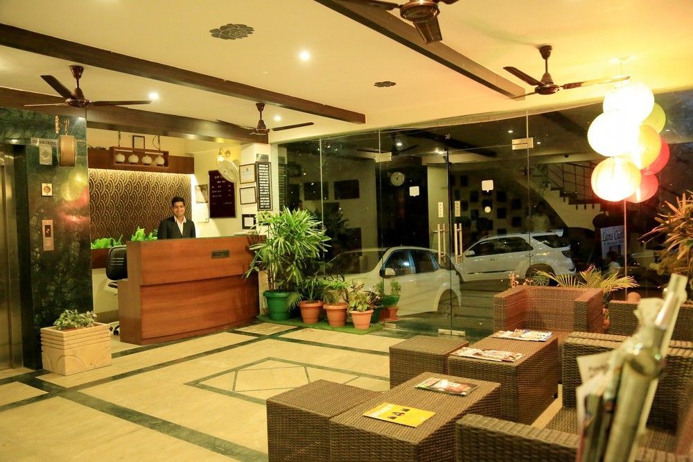 Lans Castle Hotel ลันส์โดว์นี ภายนอก รูปภาพ